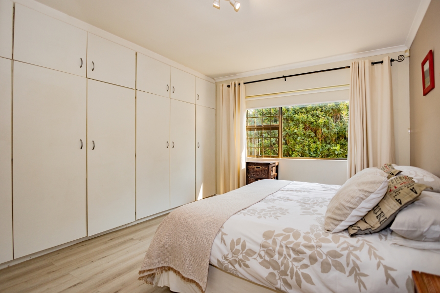 4 Bedroom Property for Sale in Kenridge Heights Western Cape